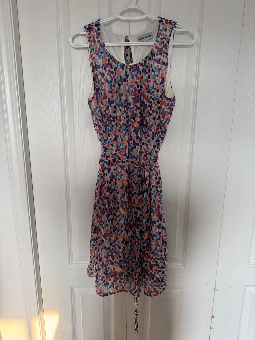 Shelby & Palmer Multicolor Floral Tie-Waist Sleeveless Dress - Picture 4 of 7